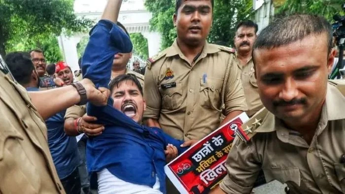 মো‌দি সরকা‌রের বিরু‌দ্ধে আবার আন্দোলনের হুমকি ভারতের ককরোচ জনতা পার্টির